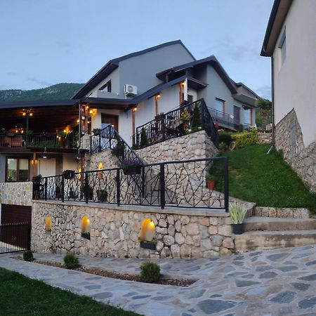 Guest House Stevovski Elshani Eksteriør billede