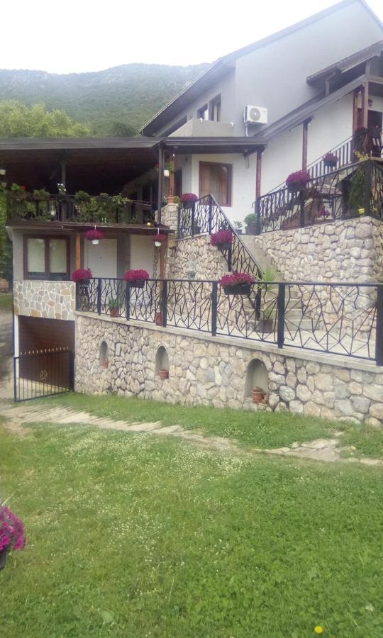 Guest House Stevovski Elshani Eksteriør billede