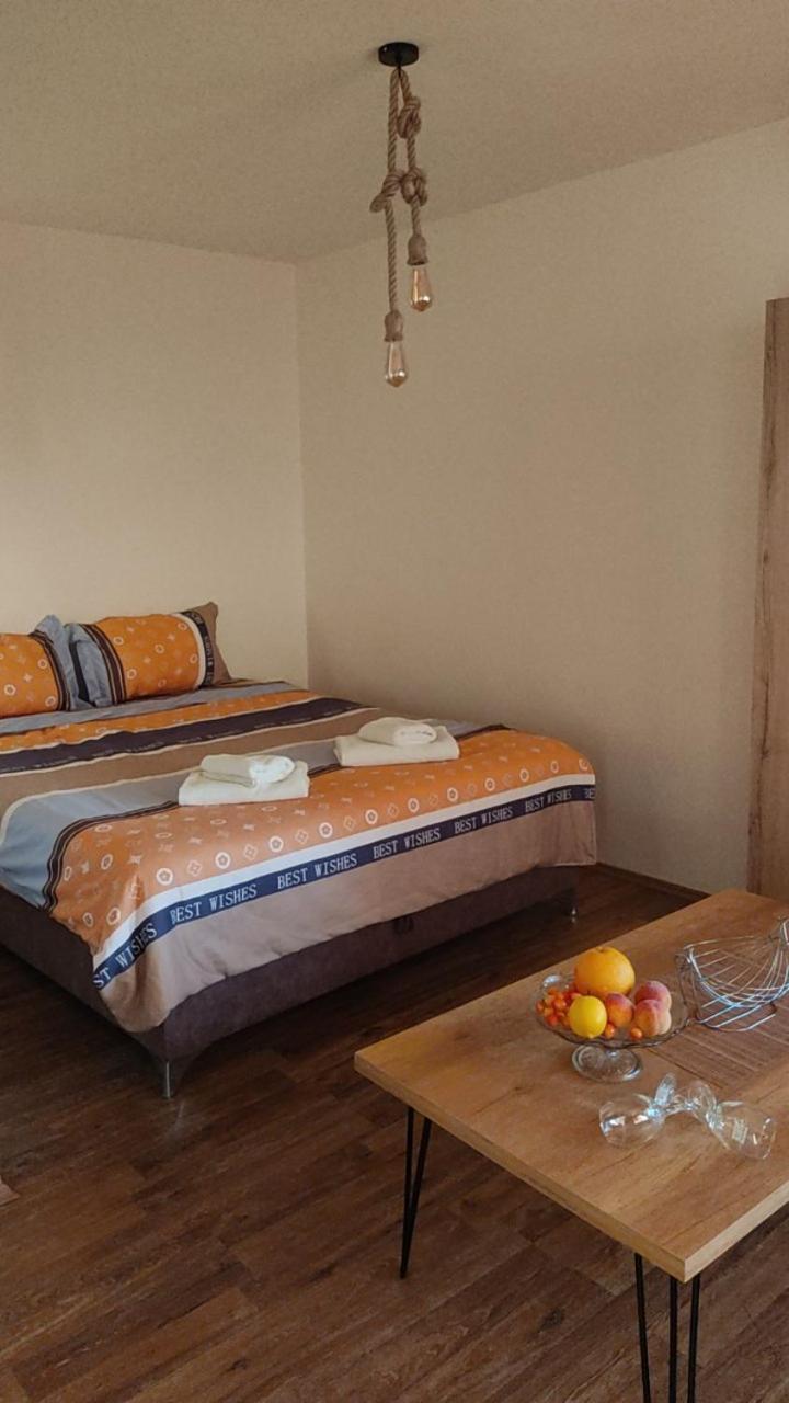 Guest House Stevovski Elshani Eksteriør billede
