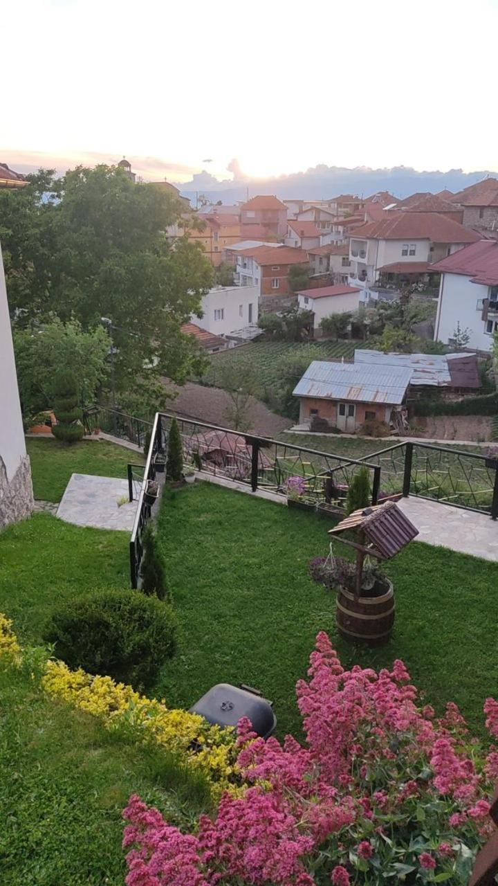 Guest House Stevovski Elshani Eksteriør billede